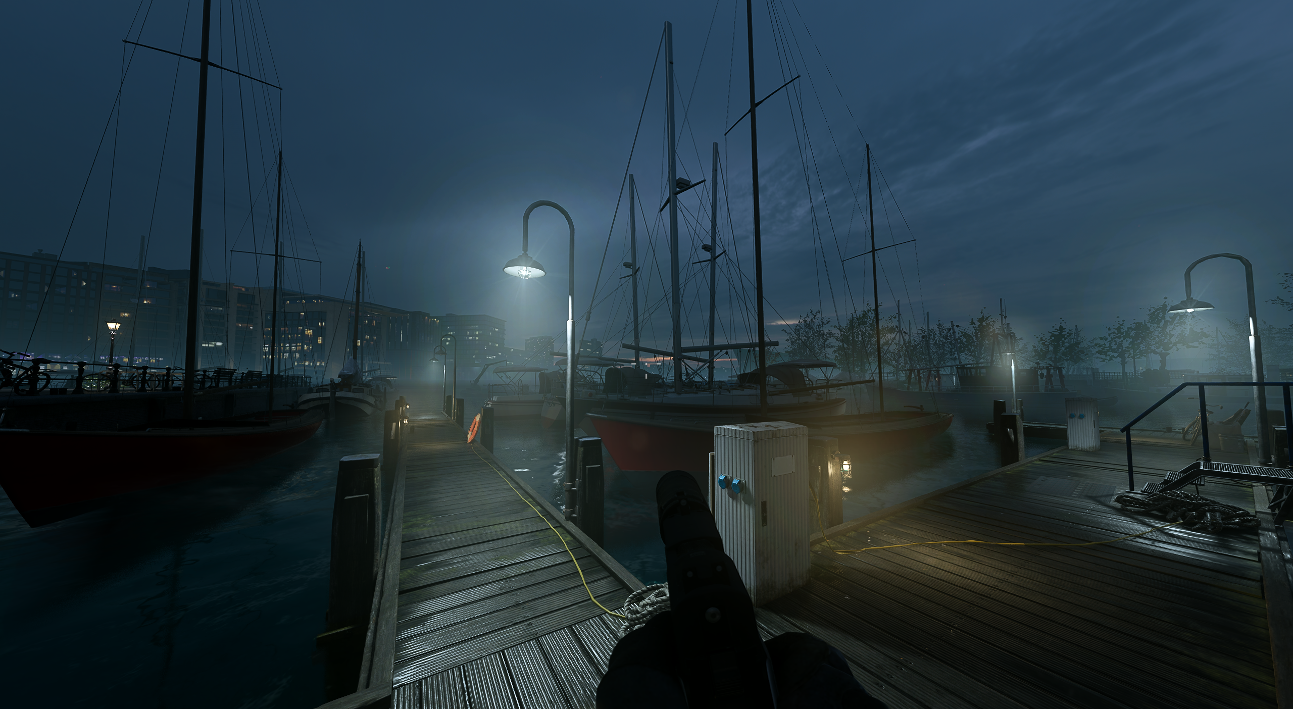 View of player creeping around a foggy mariner