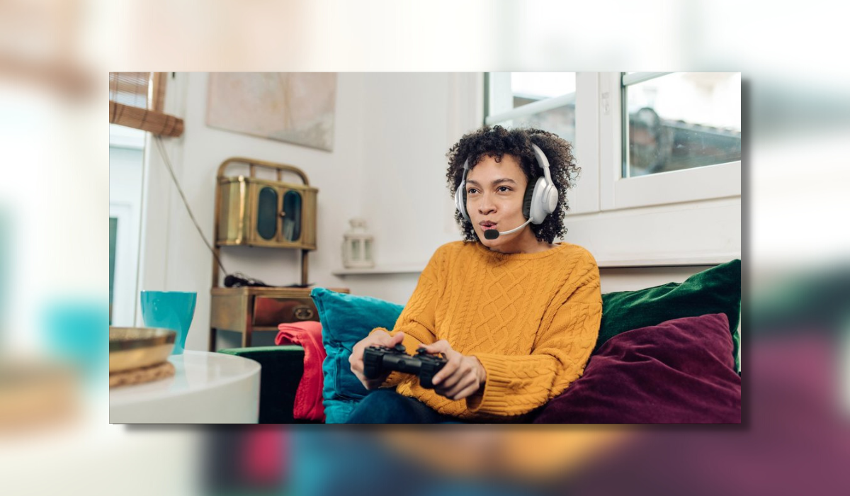 JBL Announces New Sound Bar & Quantum Gaming Headsets