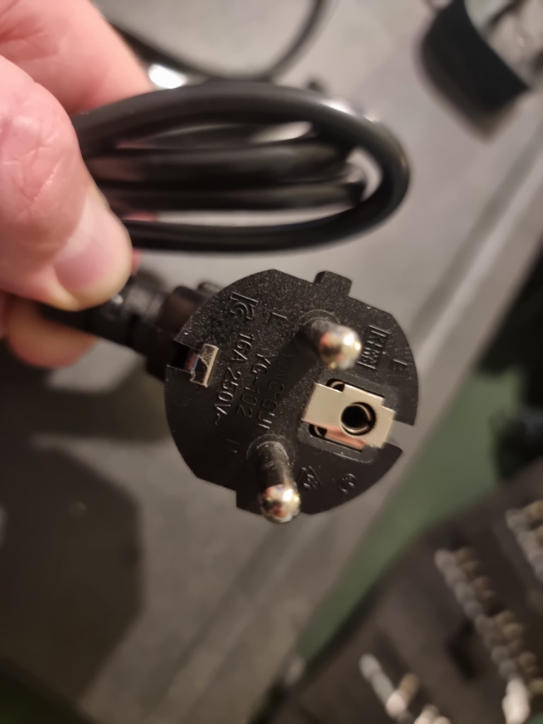 photo showing a black 2 pin euro mains plug 