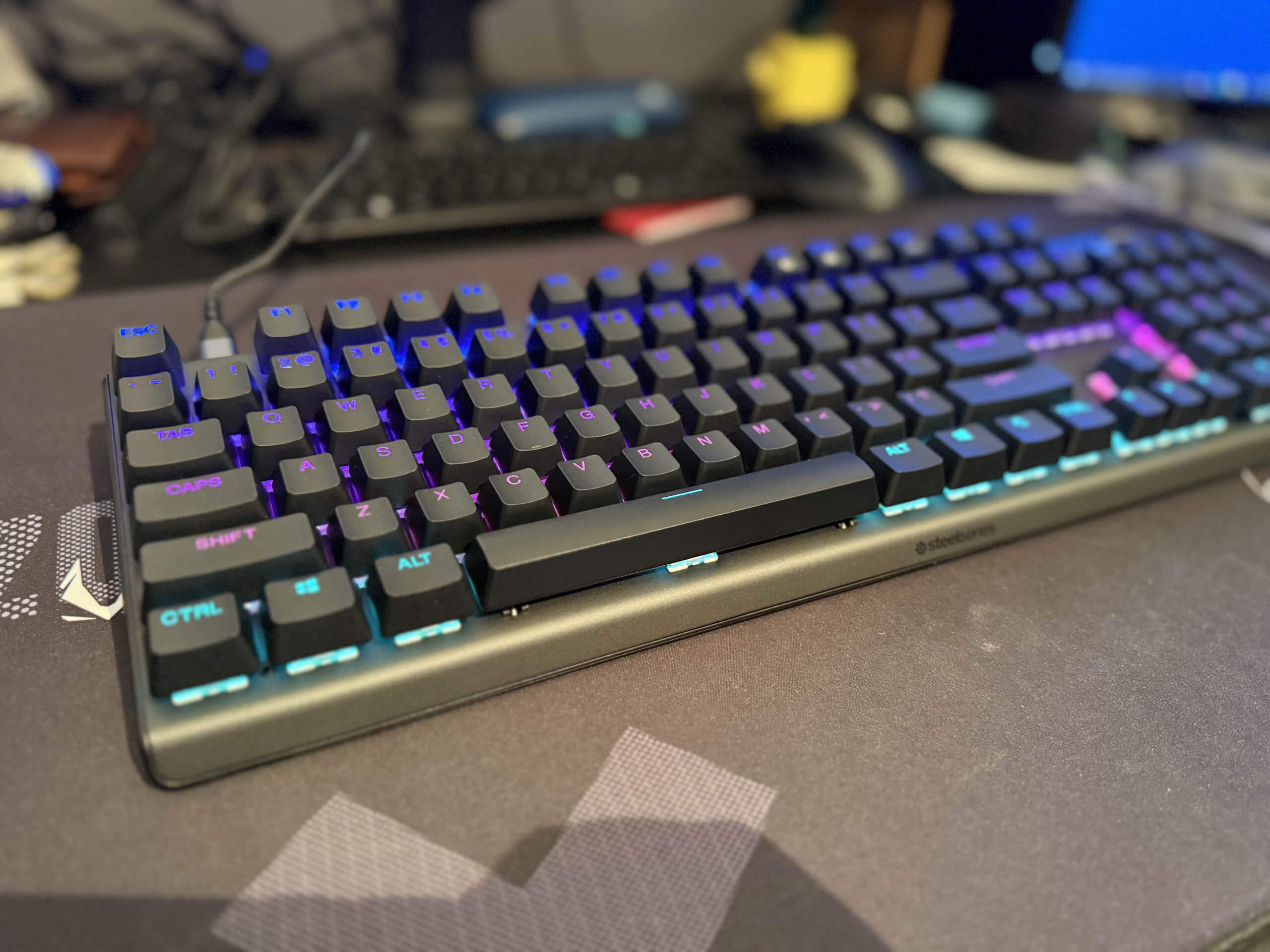 image of the apex pro keyboard showing the general layout