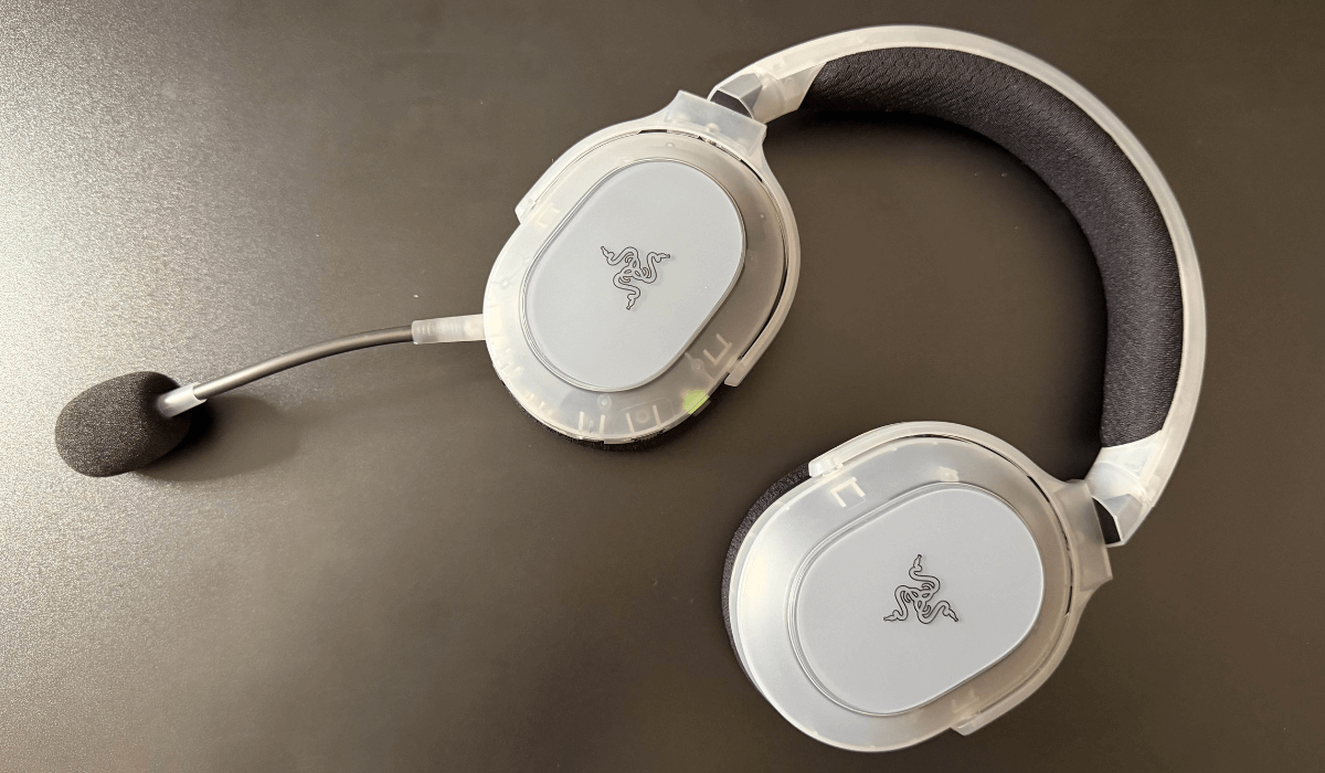 Razer Barracuda X Chroma Phantom White Headset Review