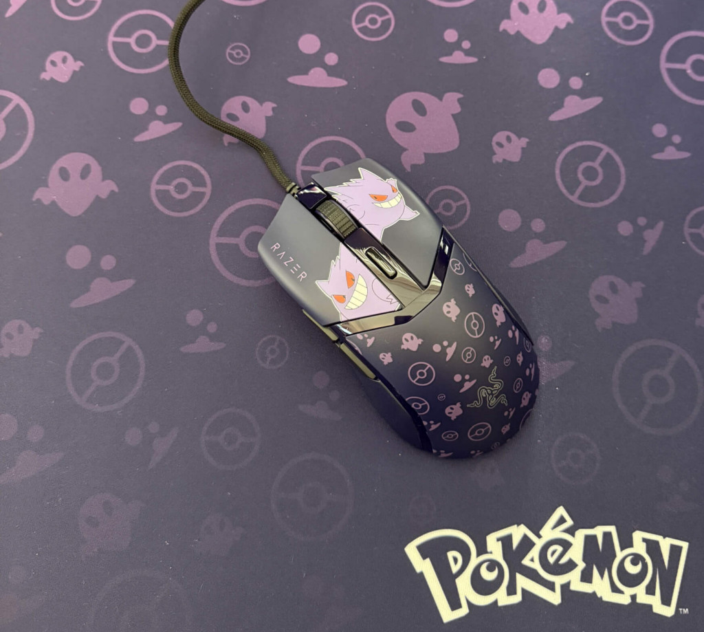 Close up of the Razer Cobra Gengar Edition mouse and Razer Gigantus V2 Gengar Edition deskpad.