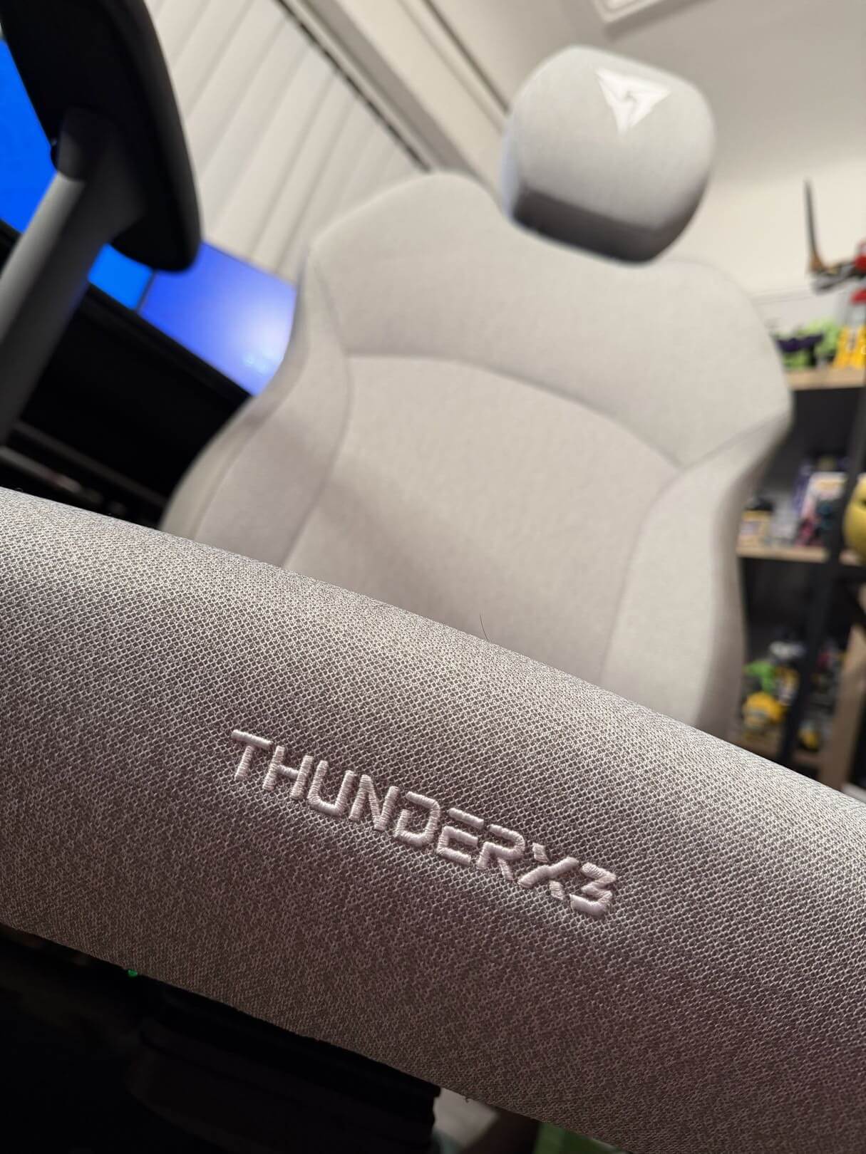 image of the tx3 solo chair focusing on the company name