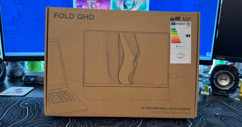 Mobile Pixels Fold QHD Review