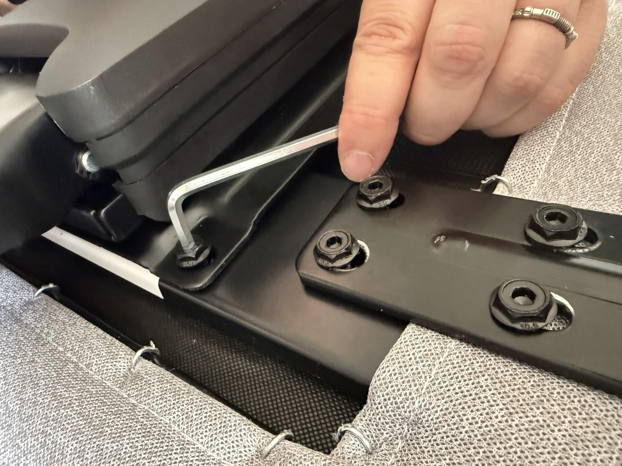 screws getting put together for the tx3 core 360 chair